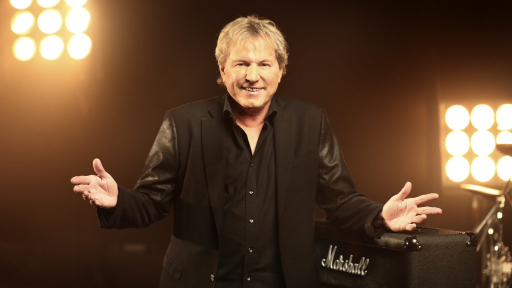 Bernhard Brink hat die Haare schön!