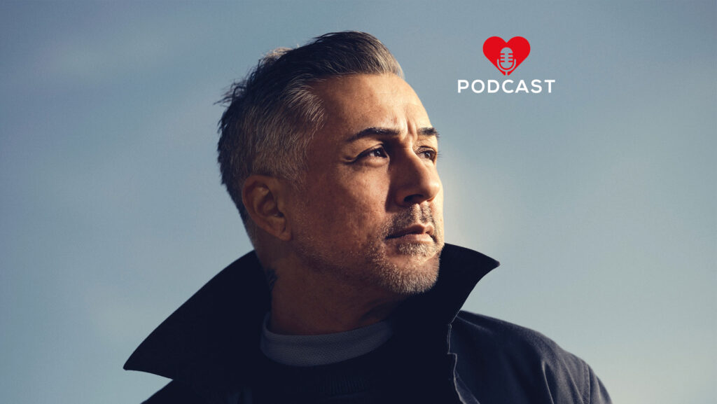 StarTreff – Mike Leon Grosch · Interview